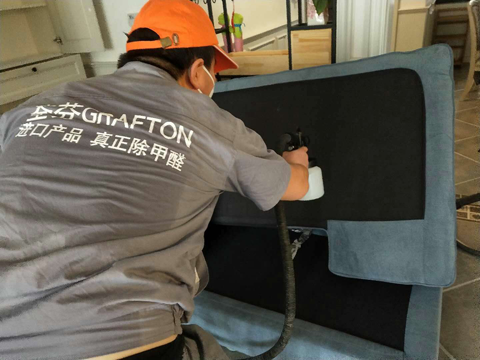 沙發(fā)靠墊噴涂全方位施工 沙發(fā)靠墊噴涂全方位施工
