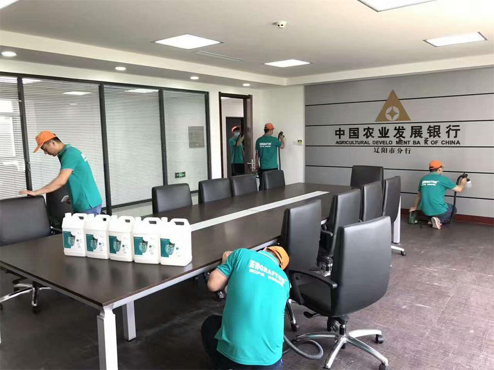 會議室桌椅全方位噴涂施工治理 會議室桌椅全方位噴涂施工治理